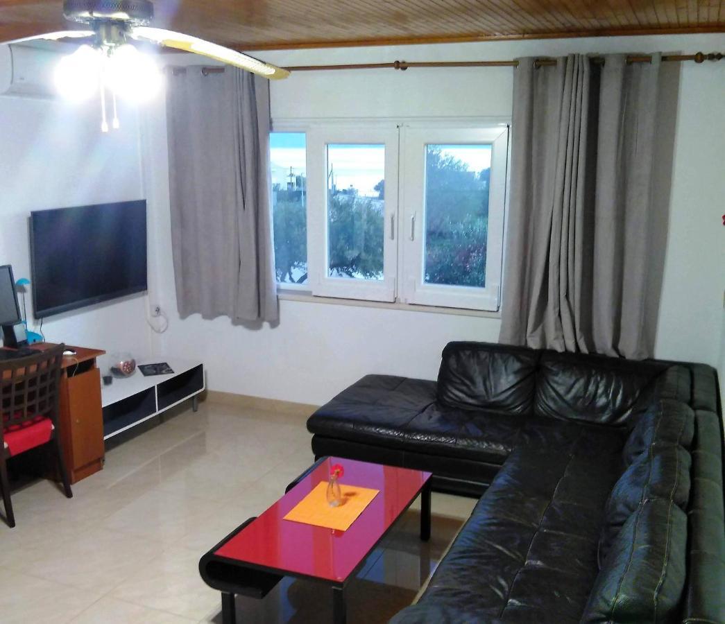 Manora Sucuraj 2 Bedroom Apartment Buitenkant foto