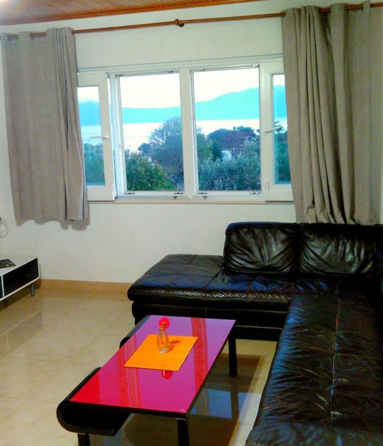 Manora Sucuraj 2 Bedroom Apartment Buitenkant foto