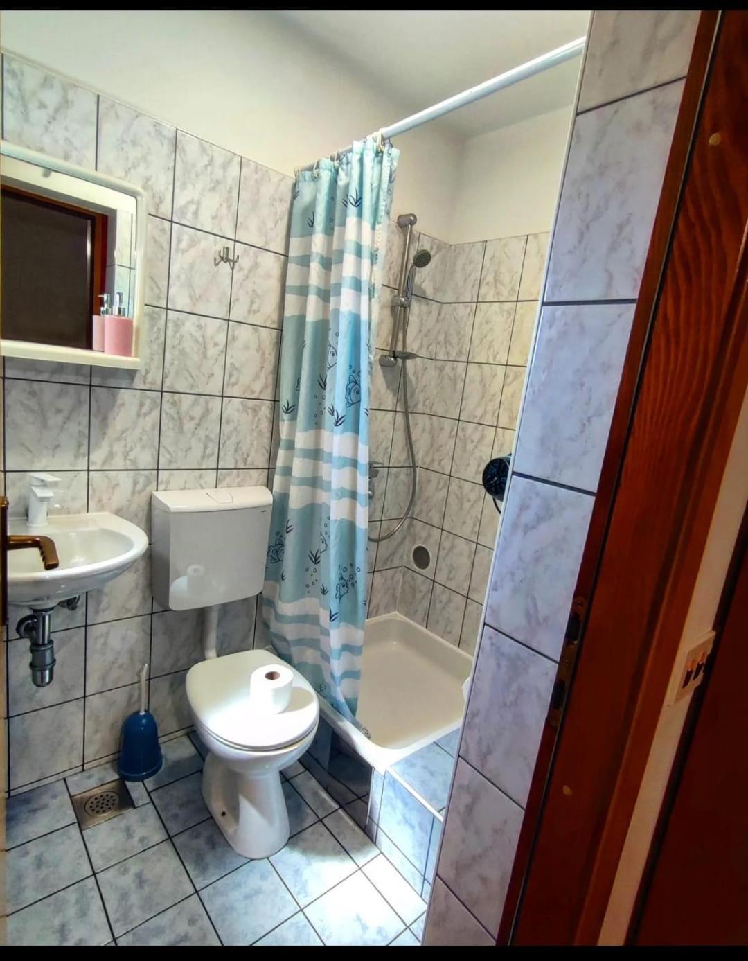 Manora Sucuraj 2 Bedroom Apartment Buitenkant foto