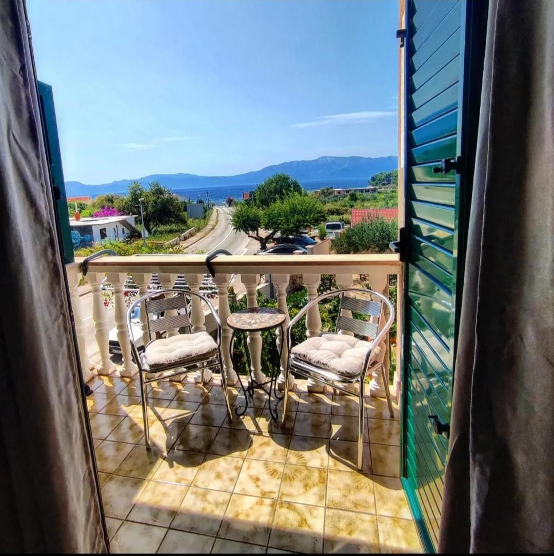 Manora Sucuraj 2 Bedroom Apartment Buitenkant foto