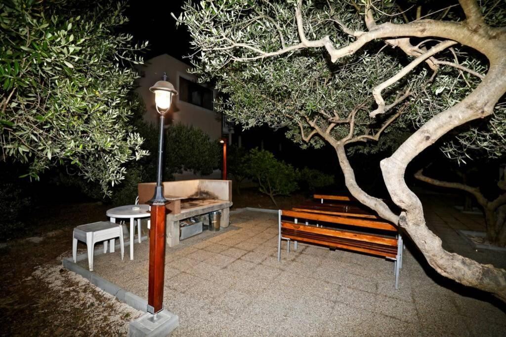 Manora Sucuraj 2 Bedroom Apartment Buitenkant foto