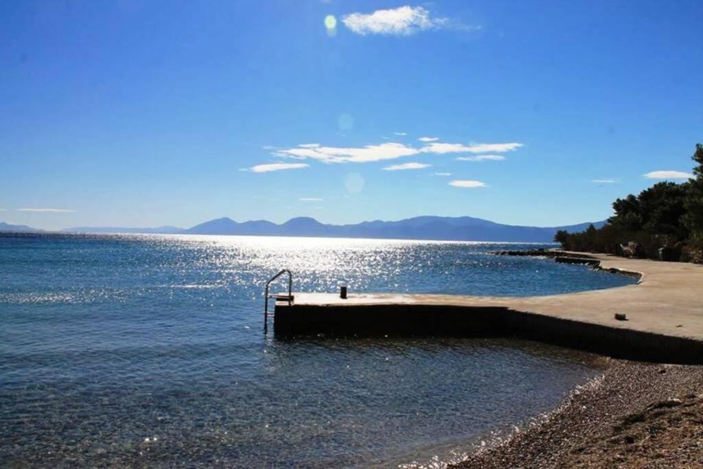 Manora Sucuraj 2 Bedroom Apartment Buitenkant foto